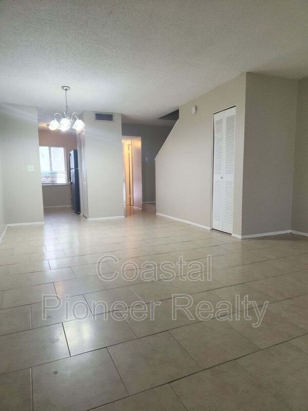 Foto del edificio - 7607 Abbey Ln