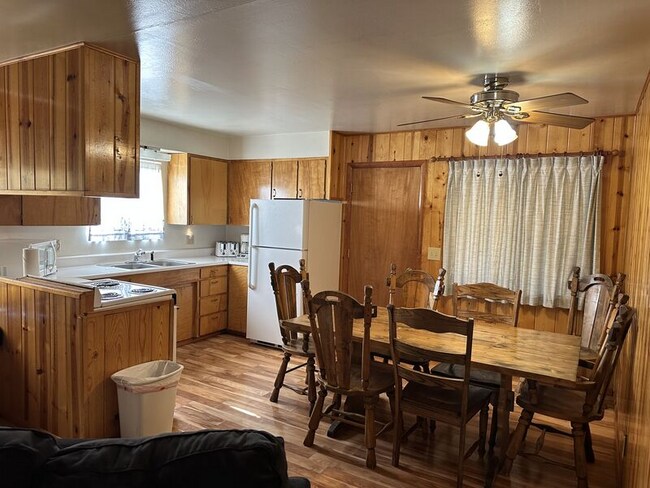 Foto del edificio - 237 E White Mountain Blvd