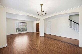 Building Photo - 14015 Crossvale Ln