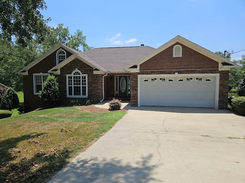 Foto principal - 350 Swindall Cir