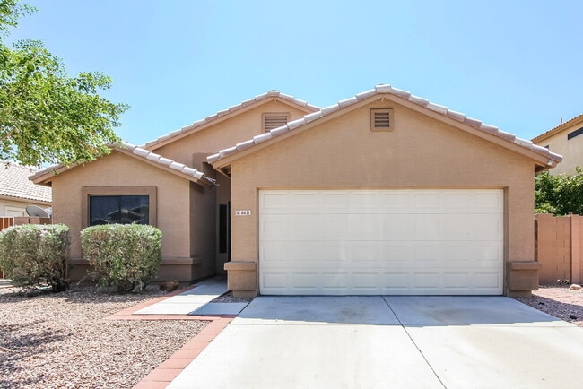 Building Photo - 8631 W Fargo Dr