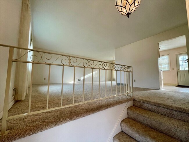 Foto del edificio - 328 Chestnut Ln