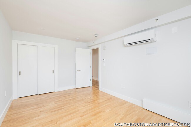 Foto del edificio - 1410 Columbia Rd