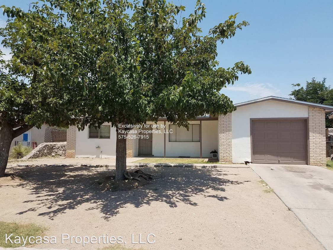 Primary Photo - 1312 Eucalyptus Dr