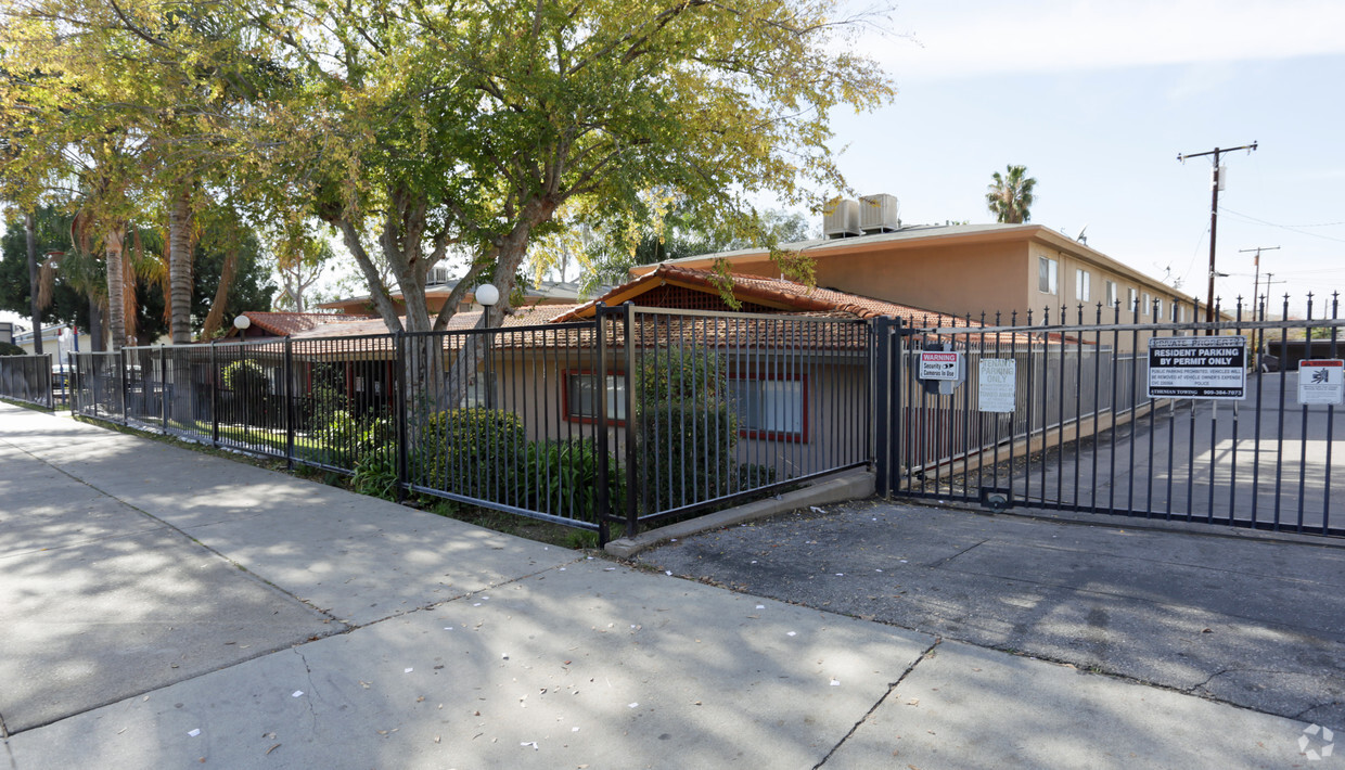 Primary Photo - Sepulveda Palms Apartments