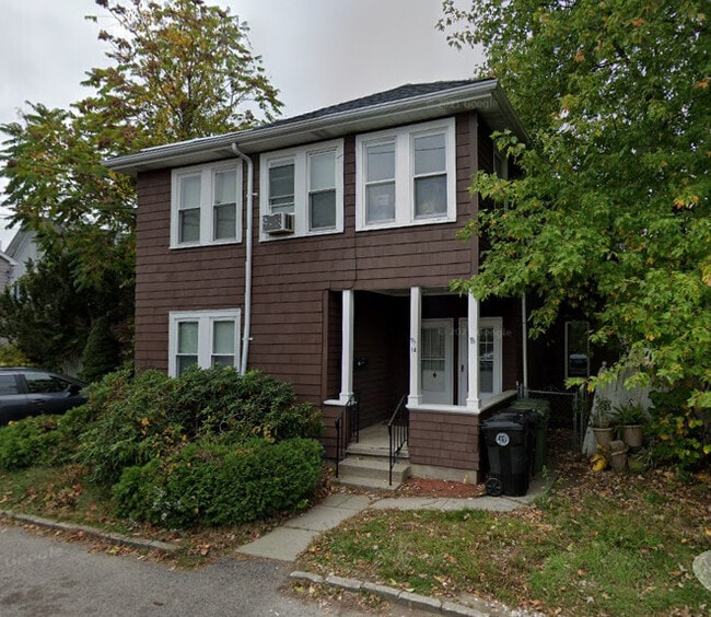 Building Photo - 14 Lyons Ct