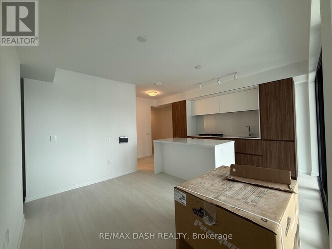 Photo du bâtiment - 1-401 Hillsdale Ave W