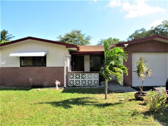 Foto del edificio - 2708 Taylor St