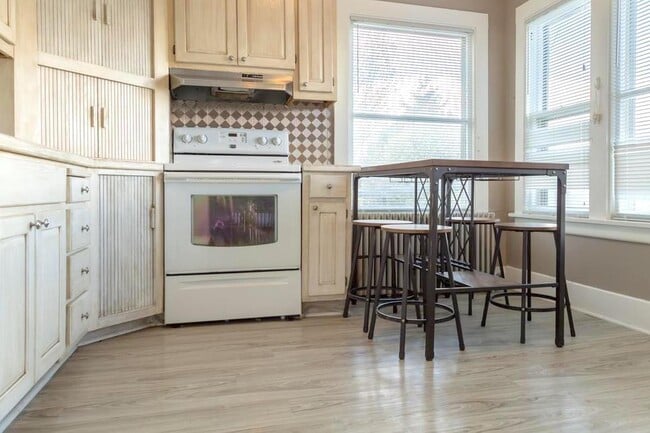 Photo - 6006 5th Ave NE House