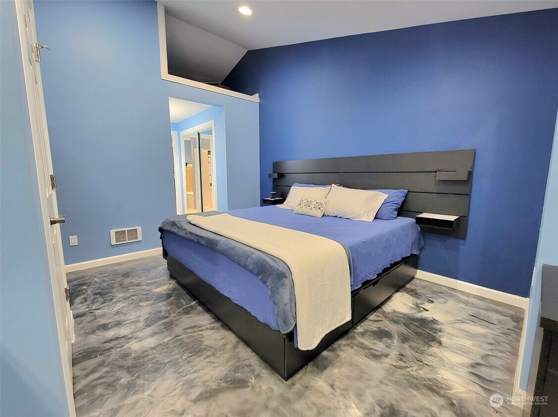 Foto del edificio - 5722 Roosevelt Way NE