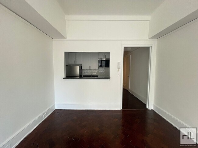 Foto del edificio - WEST 73 STREET