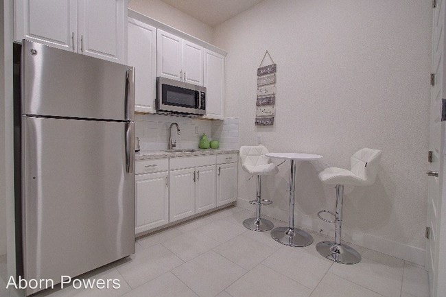 Building Photo - 1 br, 1 bath House - 1079 Catalina Way