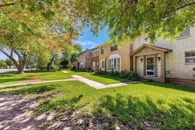 Foto del edificio - 1859 Coronado Hills Dr