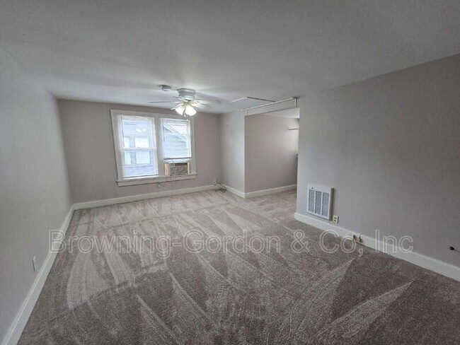 Foto del edificio - 2803 W Linden Ave