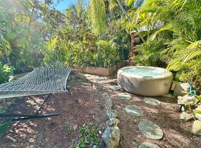 Building Photo - 5934 Tropical Dr