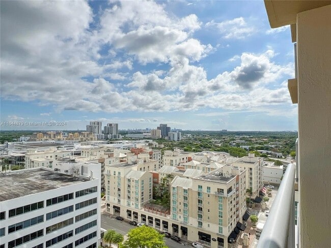 Building Photo - 9055 SW 73rd Ct