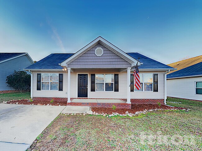 Foto del edificio - 310 Dexter Pl