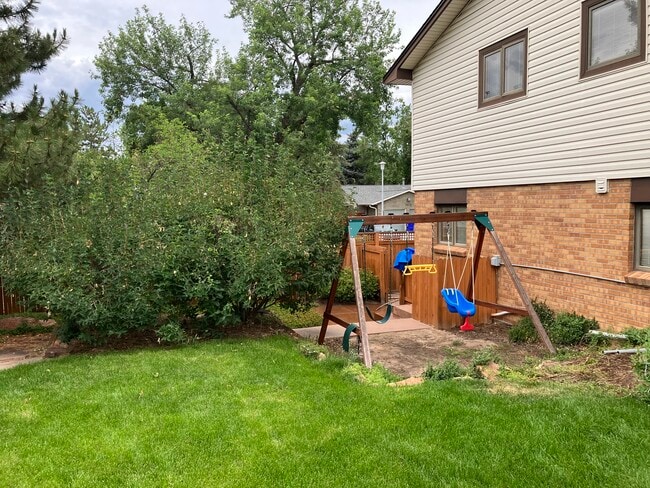 Photo - 1478 S Moline St House