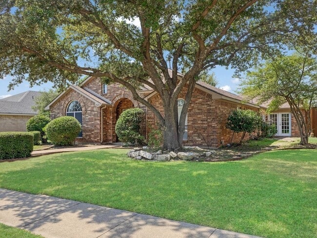 Foto del edificio - 823 Ashley Pl