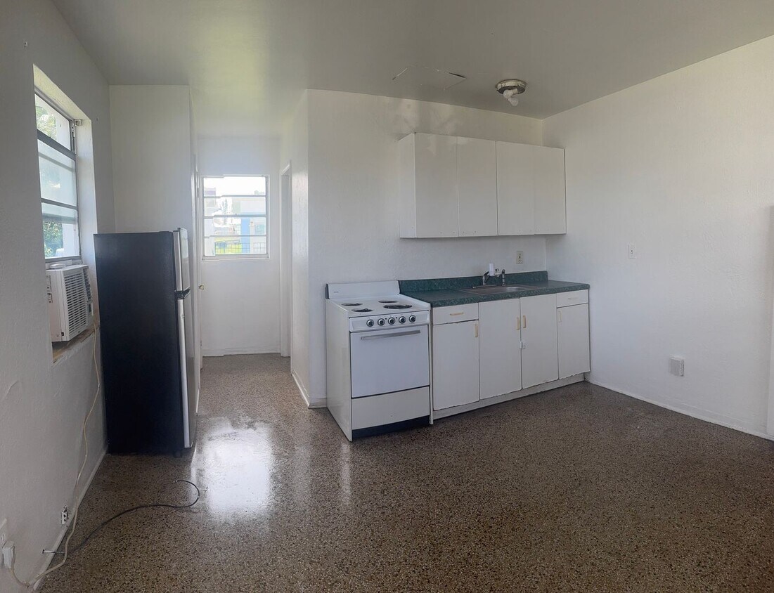 Foto del edificio - 130 Boynton Blvd