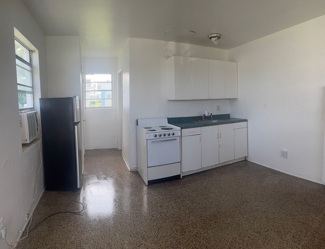 Building Photo - 130 Boynton Blvd