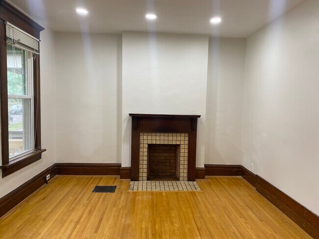 Building Photo - 53 Euclid Ave