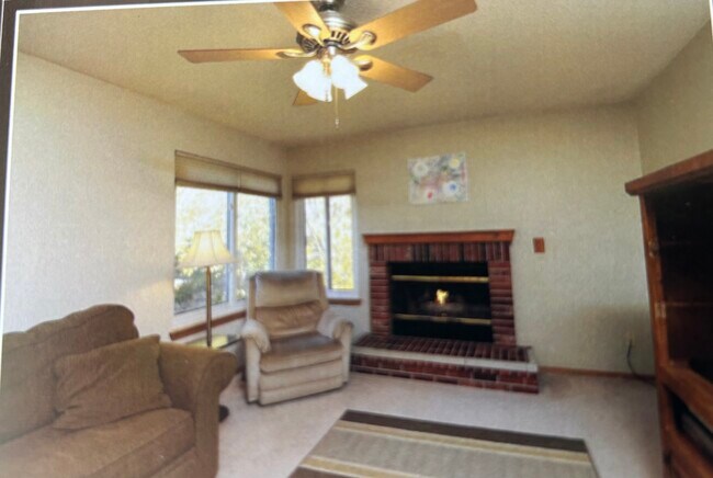 Building Photo - 9453 Devonshire Pl