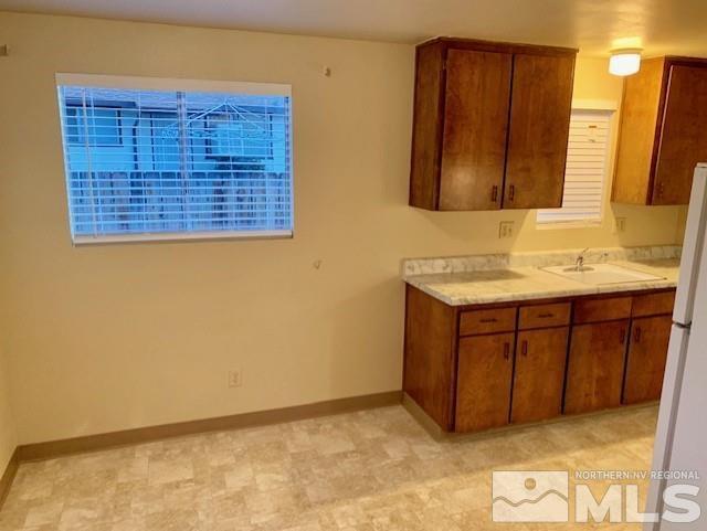 Foto del edificio - 1400 N Edmonds Dr