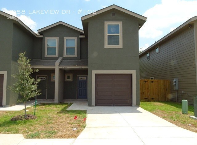 Primary Photo - 6958 Lakeview