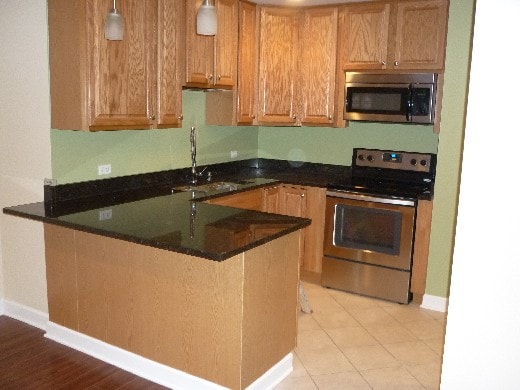 Primary Photo - 543 Burlington Ave