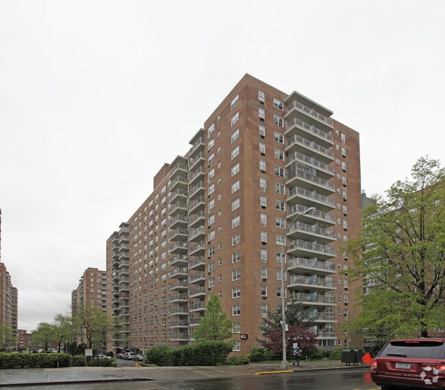Foto principal - Carlyle Skyline Towers