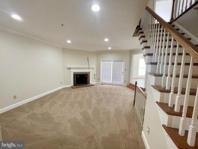 Foto del edificio - 11803 Bishops Content Rd