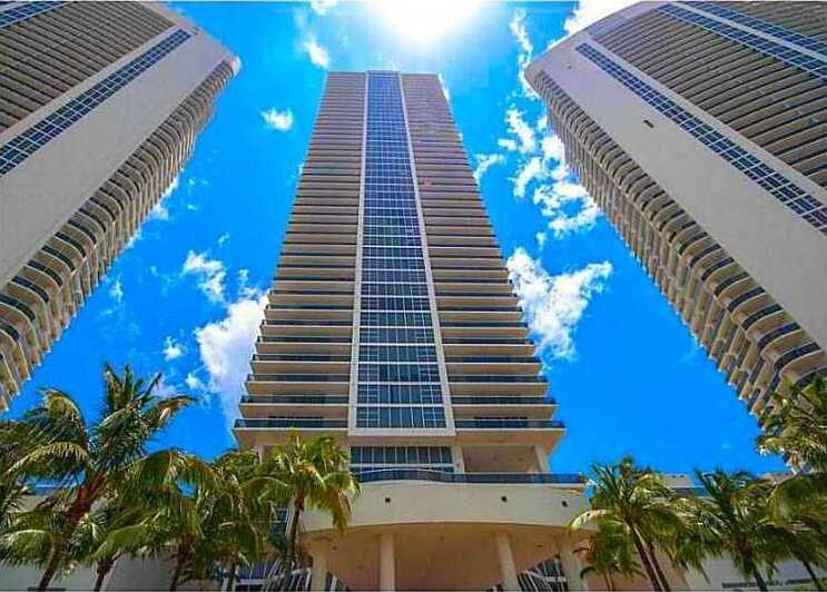 Foto principal - 1830 S Ocean Dr