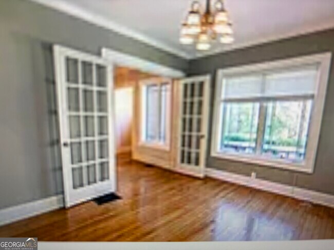 Foto del edificio - 707 Cumberland Rd NE