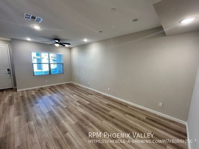 Foto del edificio - 3 Bed / 2.5 Bath Gilbert Townhome GATED Co...