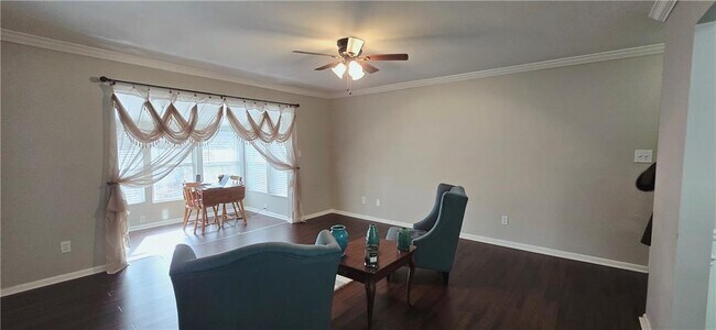 Foto del edificio - 5151 Roswell Rd