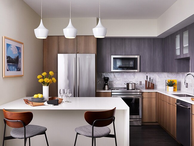 Fully-Equipped Kitchens with Stainless Steel Appliances - Sentral Union Station