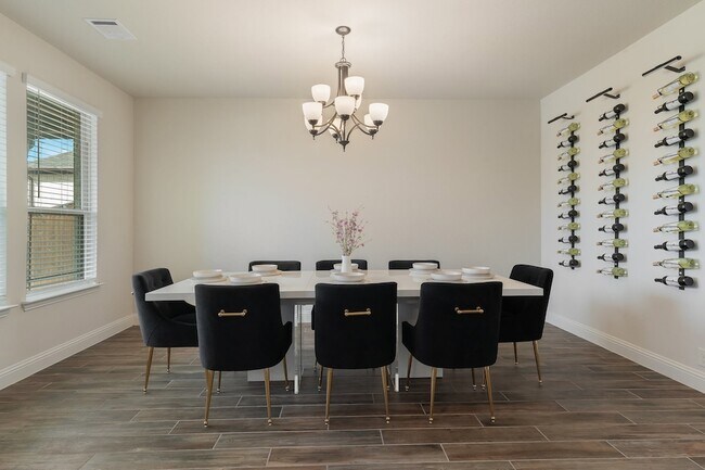 Foto del edificio - 3825 Honey Grove Dr