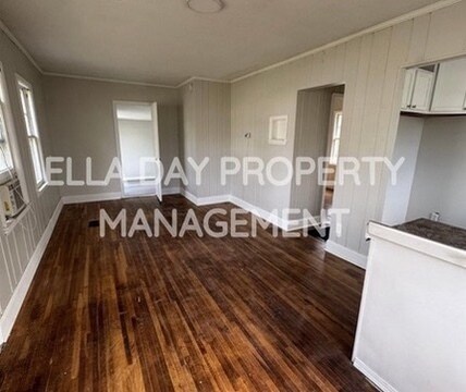 Foto del edificio - 810 N Harding Ave