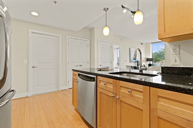 Foto del edificio - 2001 15th St N