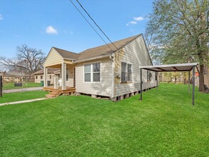 Building Photo - 1211 Bigelow St