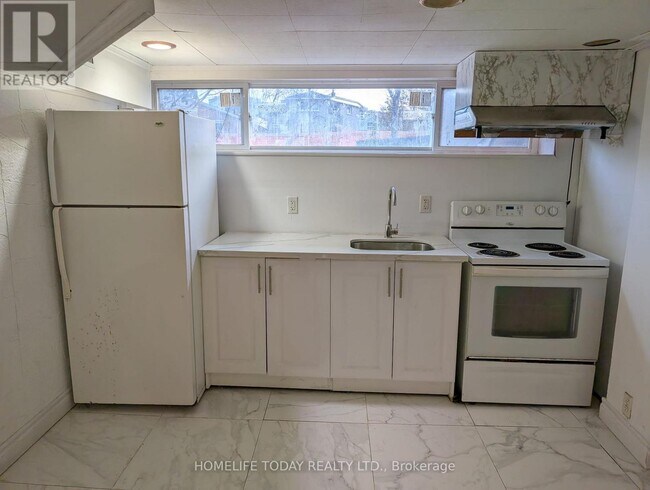 Photo du bâtiment - 170 Magnolia Ave