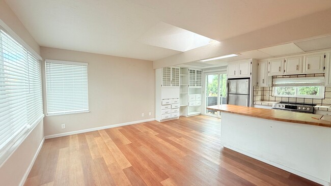 Photo - 14723 Martell Ave Apartment