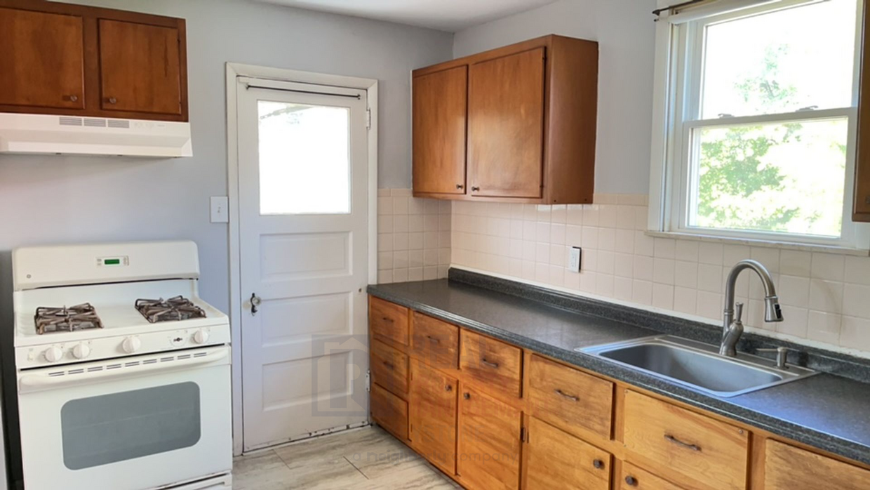 Primary Photo - 3 Bedroom SFH in Overbrook!