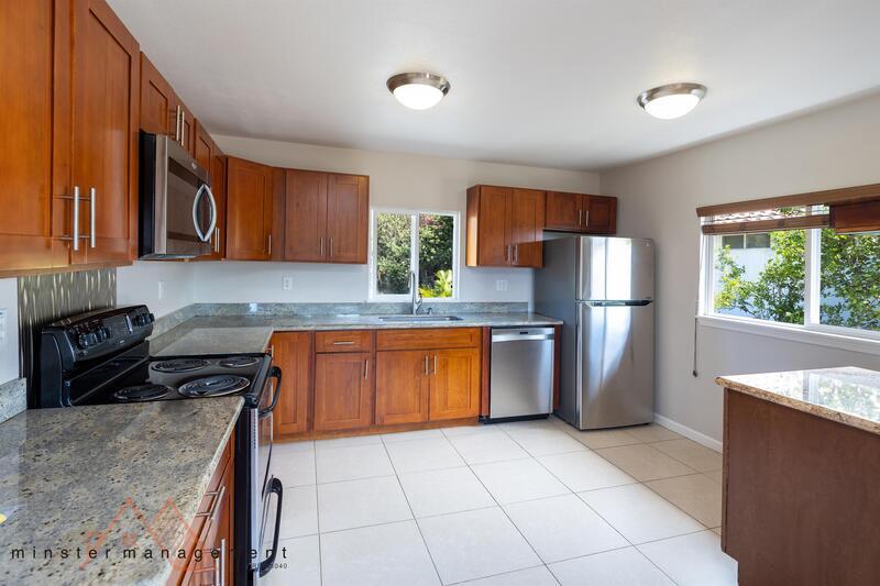 Primary Photo - 1568 Kupau St