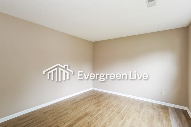 Foto del edificio - 2974 Jennifer Ct