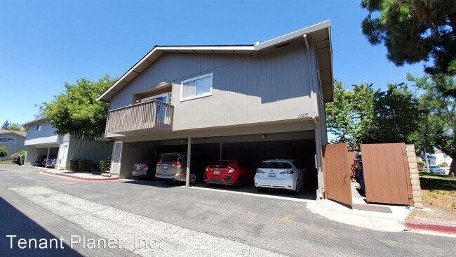 Building Photo - 2 br, 1 bath House - 1143 Reed Ave Apt D