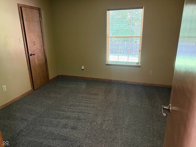 Foto del edificio - 1506 Brook Pointe Dr