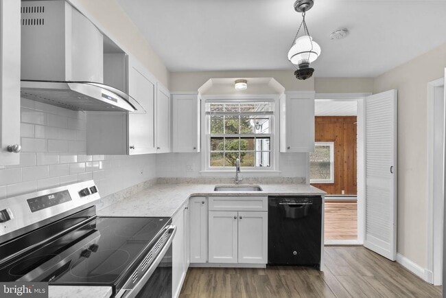 Foto del edificio - 5617 Knollwood Rd