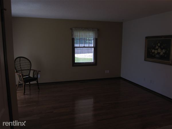 Building Photo - 1111 Nantucket Dr